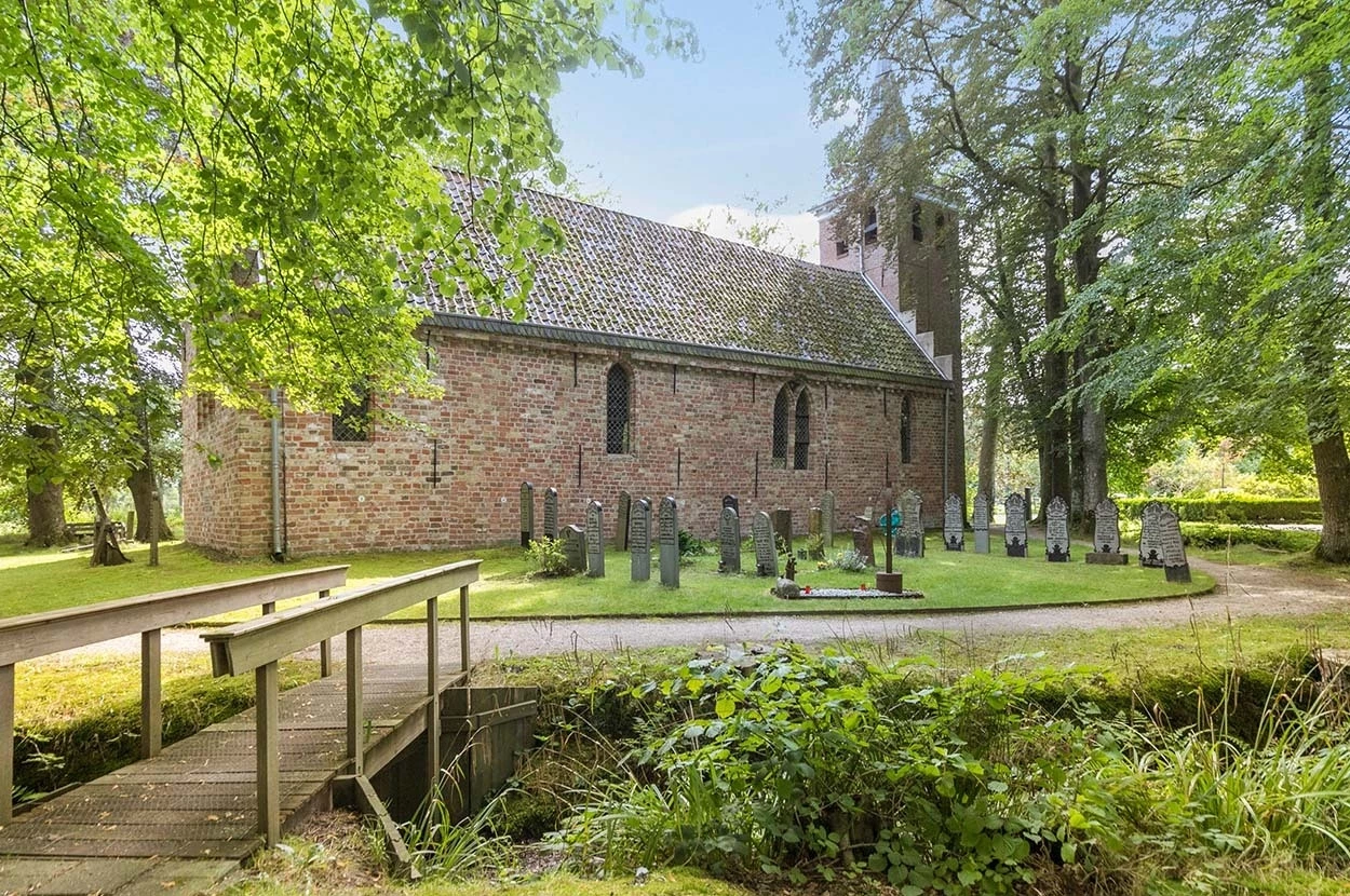 Olterterp brug en kerk