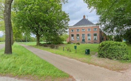 Woonboerderij te koop