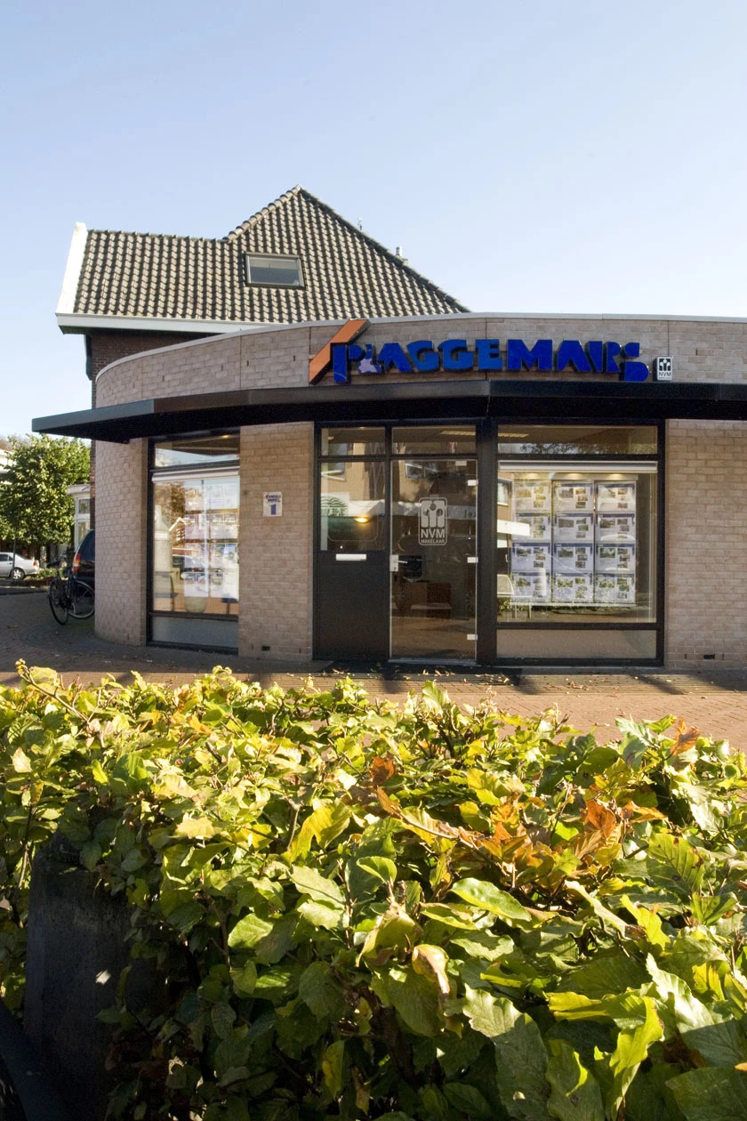 Plaggemars makelaars kantoor wierden