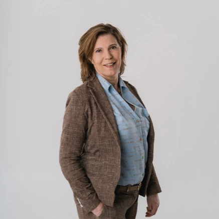 Karin Relou