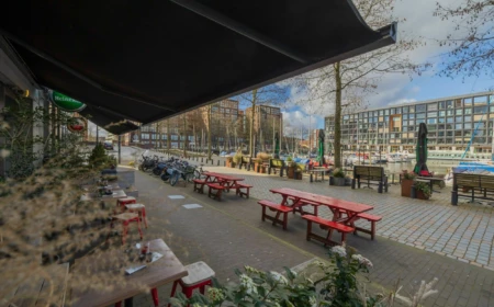 Overnamenieuws vanuit IJburg Amsterdam, DOK48 - Food & Drinks in andere handen